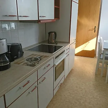 Schöne 2 Zimmer Wohnung Halle Ammendorf Apartment